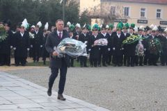 Kwiaty-pod-pomnikiem-Jana-Wyzykowskiego-Barborka-2022-18