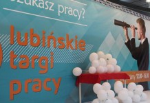 Targowali się o pracę