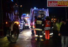 Oplem w drzewo koło bukaciarni