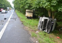 Busem w ciężarówkę, uszkodzony śmigłowiec LPR