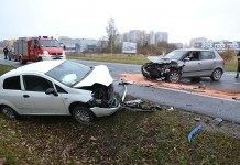 Czołówka pod Salonem Opla