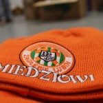 Pomóż kibicom pomagać