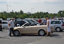 Samochodów coraz więcej