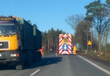 Znowu przyblokują drogę na Legnicę – wycinka drzew c.d.