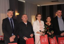 Odznaczenia, kwiaty, gratulacje – WPEC wyróżnia – FOTO