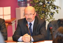 Myrda zachował stołek