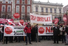 W Lesznie przeciw odkrywce