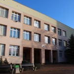 Gimnazjaliści do podstawówek, ale czy na dwie zmiany?