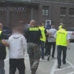 Napadali na kurierów