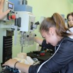 Zwiedzają warsztaty, patrzą czego się uczyć po gimnazjum – FOTO