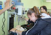 Zwiedzają warsztaty, patrzą czego się uczyć po gimnazjum – FOTO