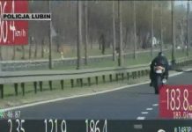 Motocyklista zapłacił tysiaka (FILM)