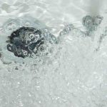 Brak ciśnienia podnosi ciśnienie, czyli wody nie ma