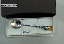 Wpadł przez łyżeczkę