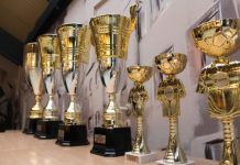 Halowe zmagania w piłkę nożną – FOTO