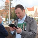 Jest już 200 tys. podpisów. Czy będzie referendum?