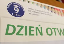 Pierwszoklasiści już zwiedzają przyszłe szkoły