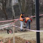 Budują ogrodzenie wokół strzelnicy