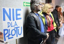 Petycja w sprawie Parku Leśnego złożona. Prezydenta nie było. FOTO