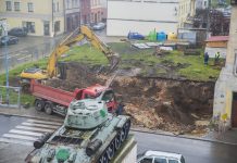 Ruszyła budowa kamienicy w Rynku