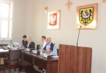 Chcieli porozmawiać. Radni nie udzielili im głosu