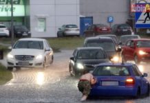 Pompa z nieba i gradobicie (FOTO)