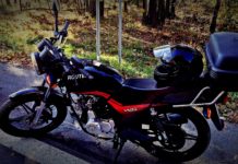 Motorowerem na podwójnym gazie