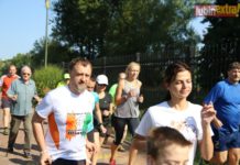 Dyplomy dla jubilatów parkrun Lubin
