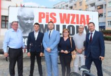 Kolejne bilbordy jeżdżą po kraju