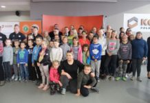 Dzieci na stadionie Zagłębia. Były prezenty i nieopisana radość – FOTO