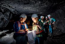 Dzieci i młodzież zobaczyły jak wygląda praca górnika