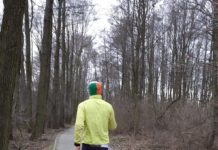 Psy atakują biegaczy. Jak wpłynąć na właścicieli?