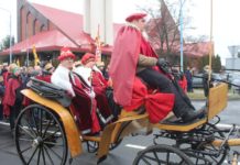 Trójkolorowy orszak Trzech Króli w Lubinie – FOTO