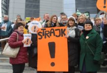 Spotkanie strajkujących nauczycieli – FOTO