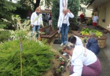 Wolontariusze KGHM dla hospicjum – FOTO