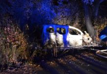 Spalił się w samochodzie