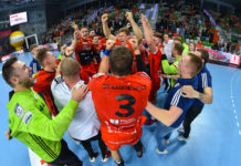 Nie ma mocnych na męskiego szczypiorniaka