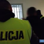 Chciał popalić człowieka, którego oblał paliwem. Jest już w celi