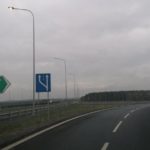 Latarnie na S3 świecą w środku dnia