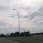 Koszenie trawy przy drogach już niemodne?