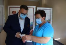 W Polkowicach otwarto punkt pobrań wymazów na obecność COVID-19