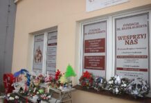 Na wigilijny stół stroik od niepełnosprawnych