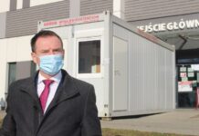 Narodowy program szczepień nie sprawdza się. Kto jest winien?