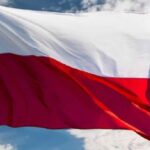 Flaga i maszt trafią do Polkowic. Zwycięstwo w konkursie „Pod biało-czerwoną”