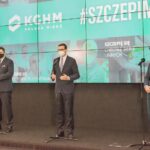 Premier ogłosił w KGHM nowe zasady szczepień przeciw COVID-19