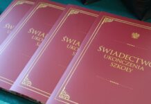 Trudny rok szkolny dyktowany nauką zdalną skończony – FOTO