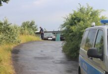 Zatrzymani na gorącym uczynku produkcji amfetaminy, posiadający broń.