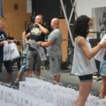 Pakiety spakowane dla 600 biegaczy – FOTO