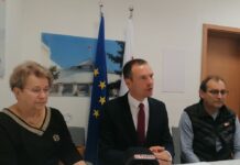 Co zrobią radni miejscy i powiatowi? Staną twardo po stronie UE?