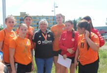 Mistrzynie Polski w kolejowe trasie z kibicami – FOTO